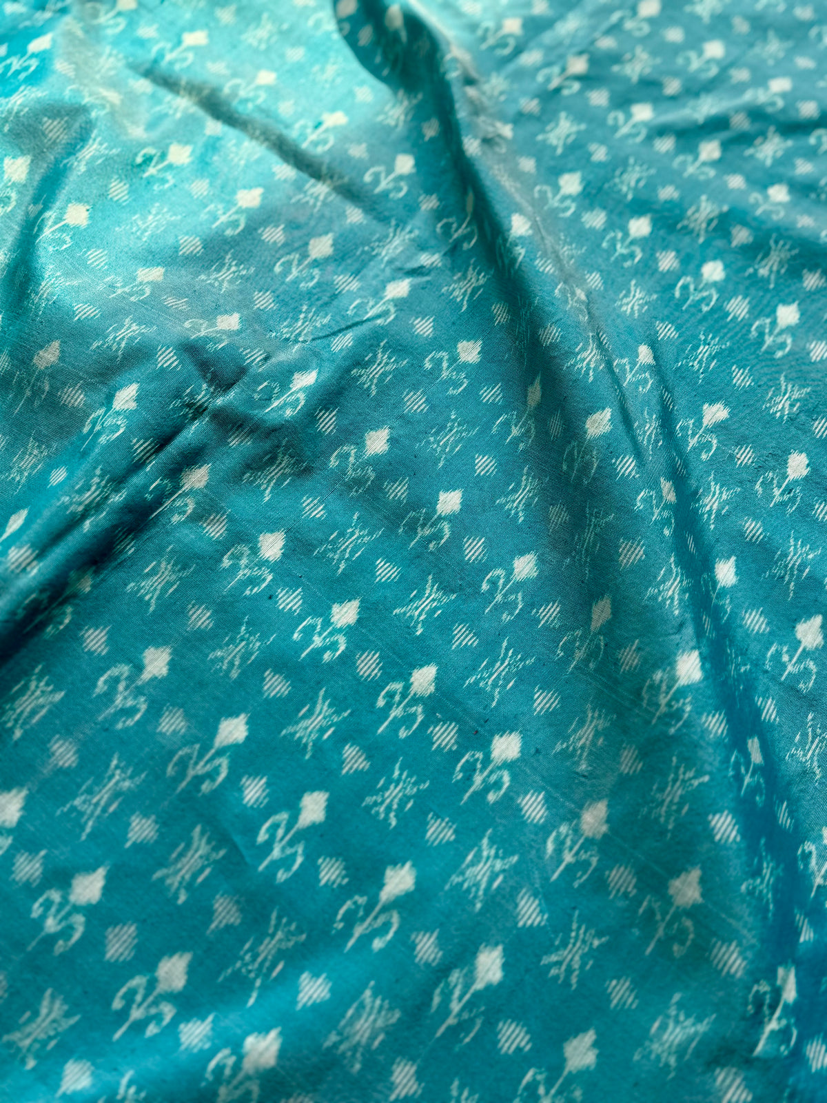 Ice-blue and red handwoven Sambalpuri pure Ikkat silk saree with pasapali border| Odisha Weaves