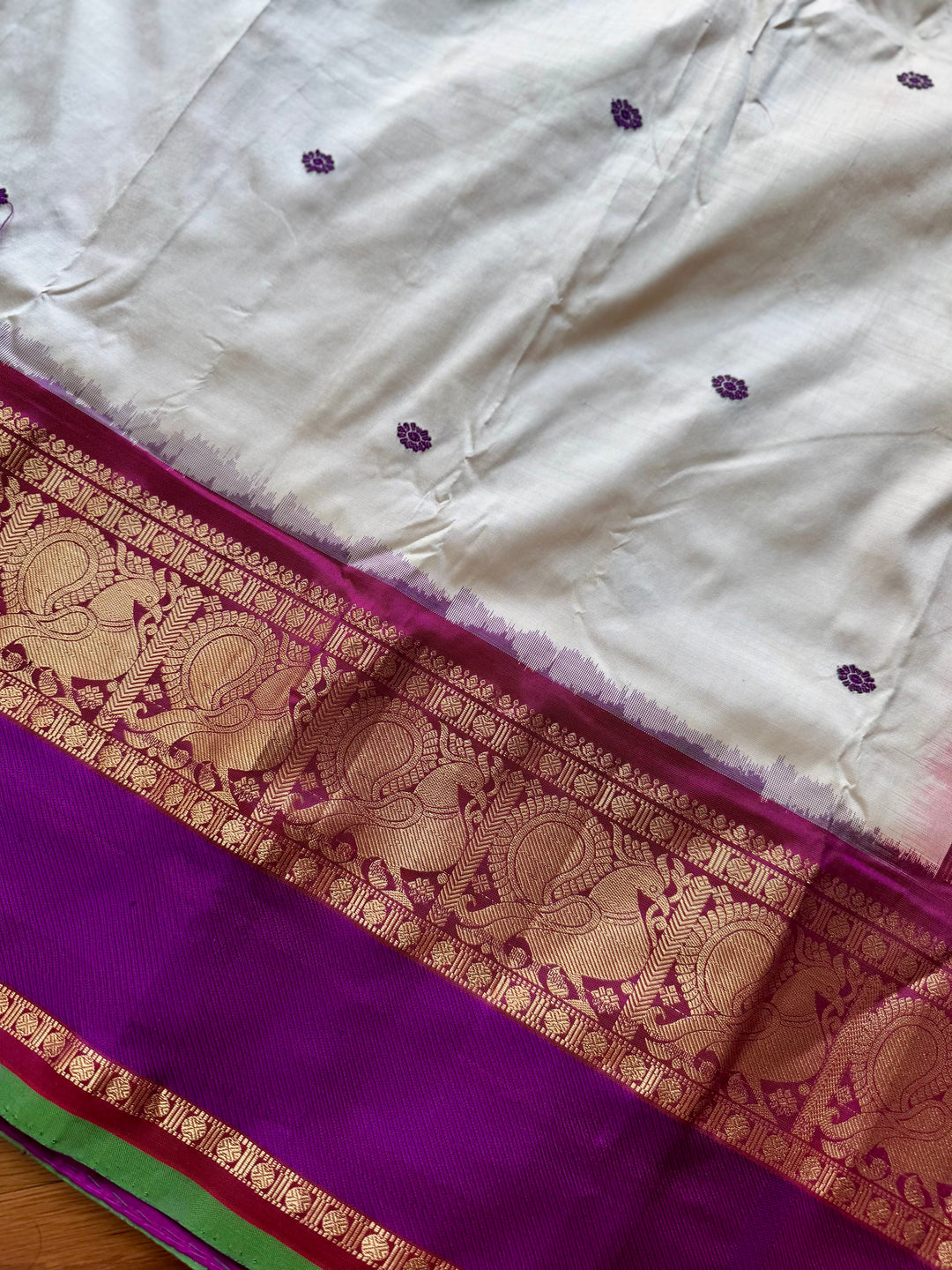 White Purple Ikkat (Pochampally)Silk Saree with Zari Woven Kanchipuram Border and Unstitched Blouse
