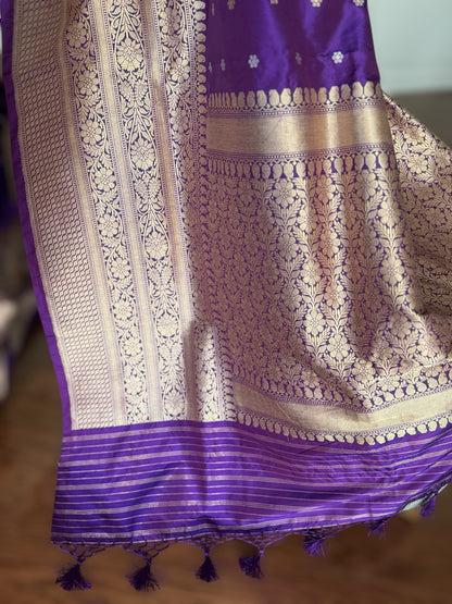 Exquisite piece of Banarasi handloom katan pure silk saree in purple