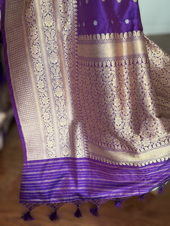 Exquisite piece of Banarasi handloom katan pure silk saree in purple