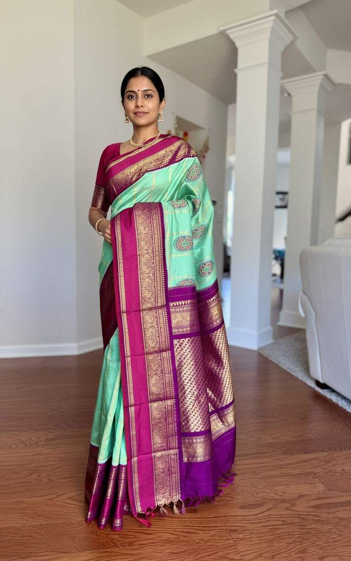 Mint Green Deep Magenta Ikkat (Pochampally)Fusion Silk Saree with Zari Woven Kanchipuram Border and Unstitched Blouse
