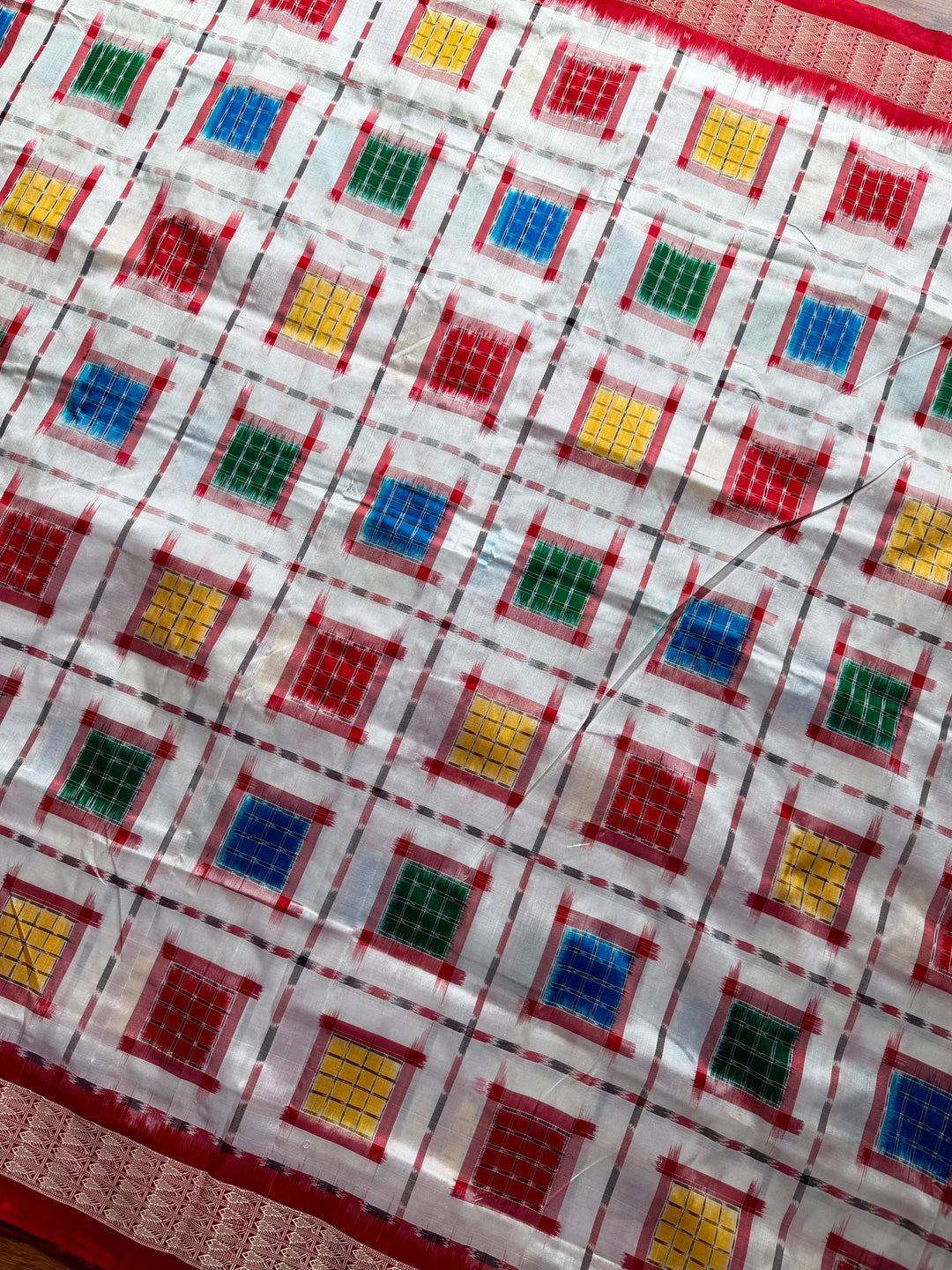 Handwoven White Aswini Sambalpuri Double ikat pure silk saree|Odisha Weaves|