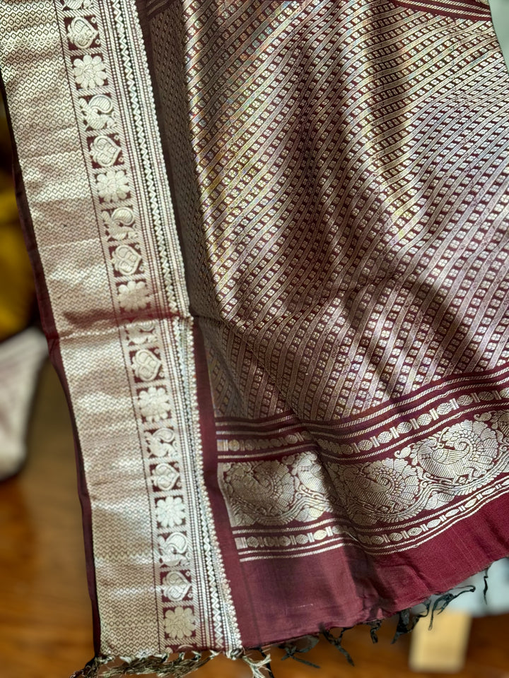 Handwoven Kuttu Gadwal pure Silk Saree in honey mustard color with Checks body