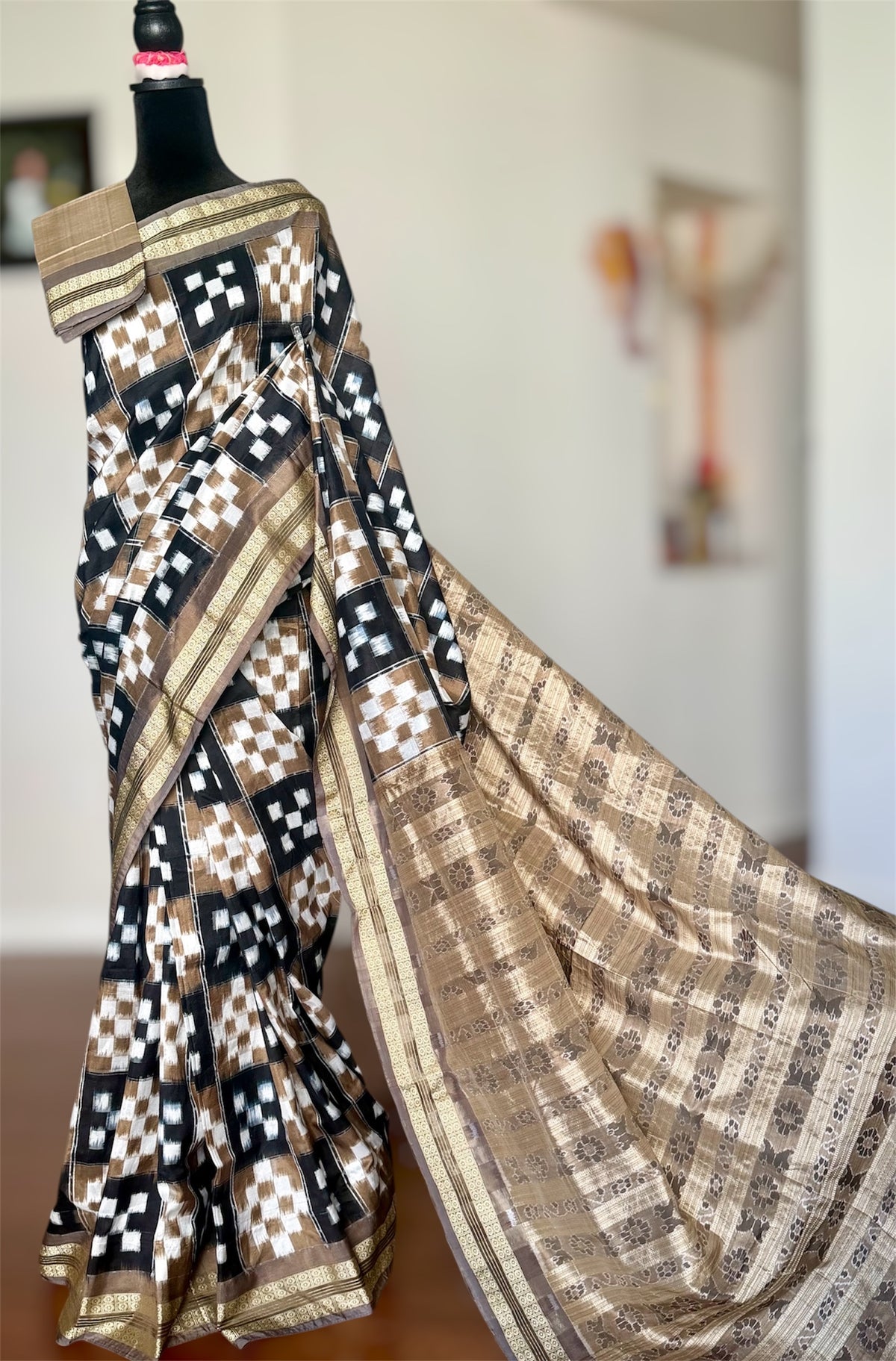 Sambalpuri Handwoven ikat pasapali pure silk saree|Toupe Color|Odisha Weaves|