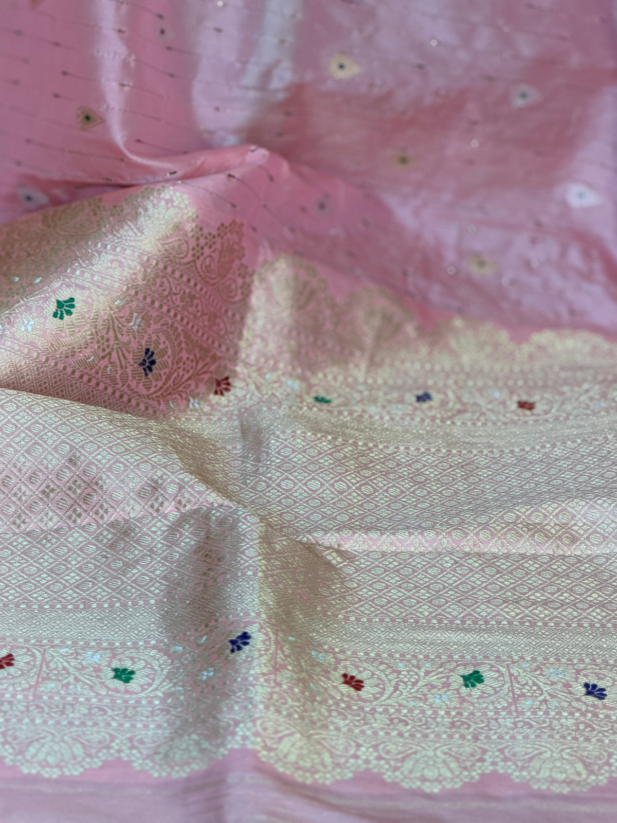 Luxurious Light Peach handwoven pure silk saree with Kadhwa, meenakari work