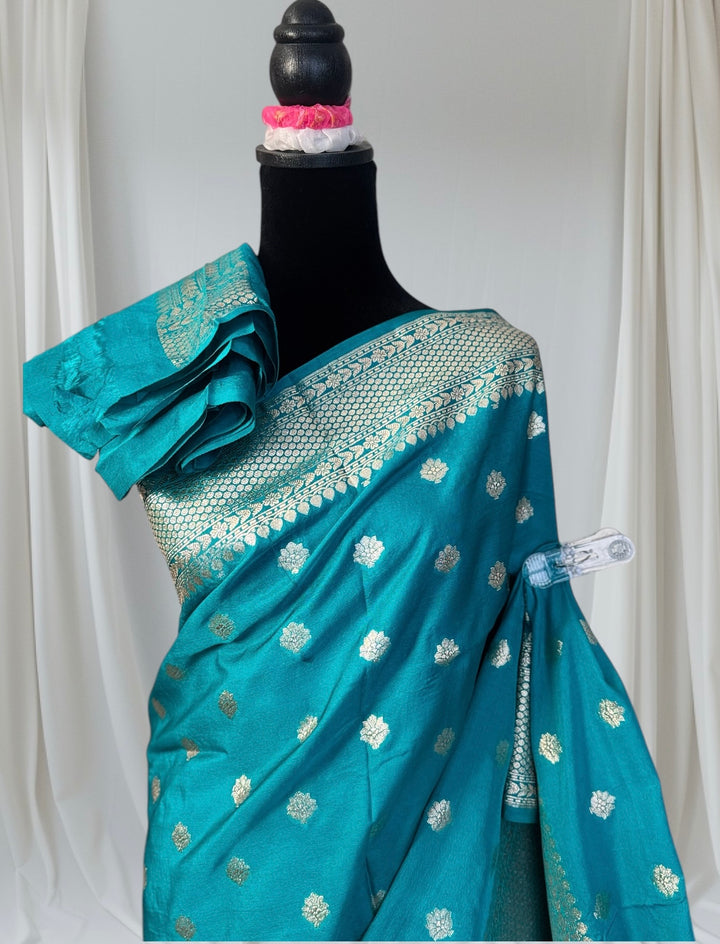 Banarasi Semi Mashru Silk Rama Green color Saree|Value Vogue