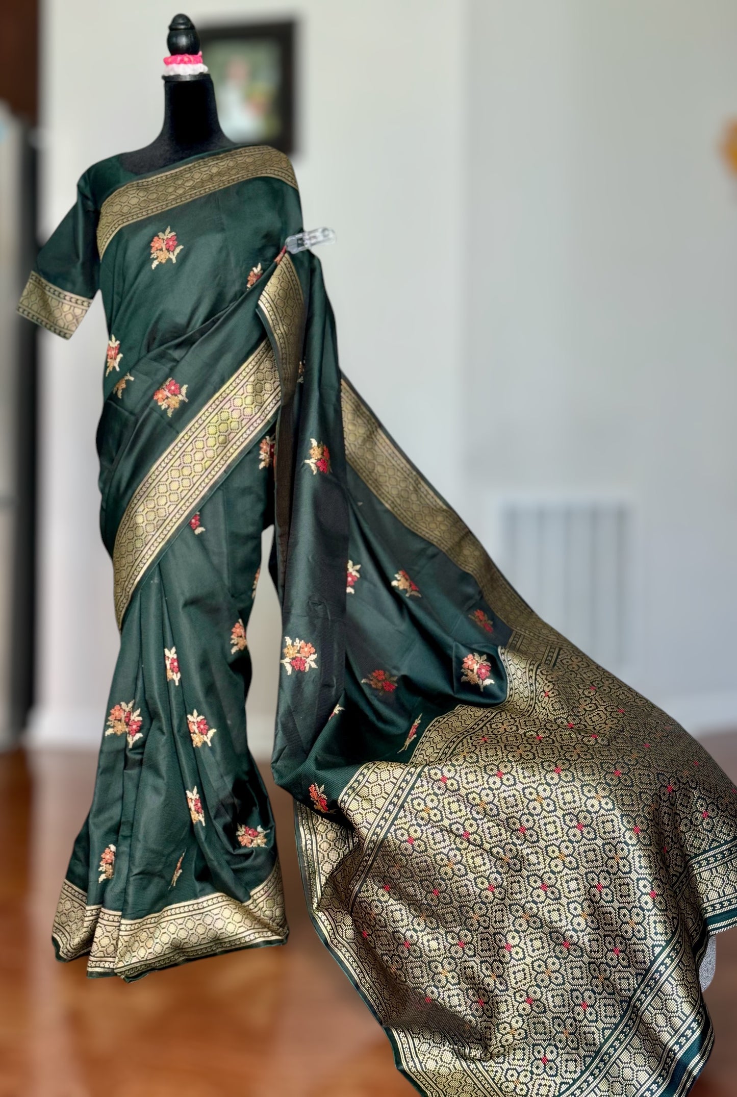 Elegant Dark green designer weaved and textured saree with stitched blouse| Value Vogue