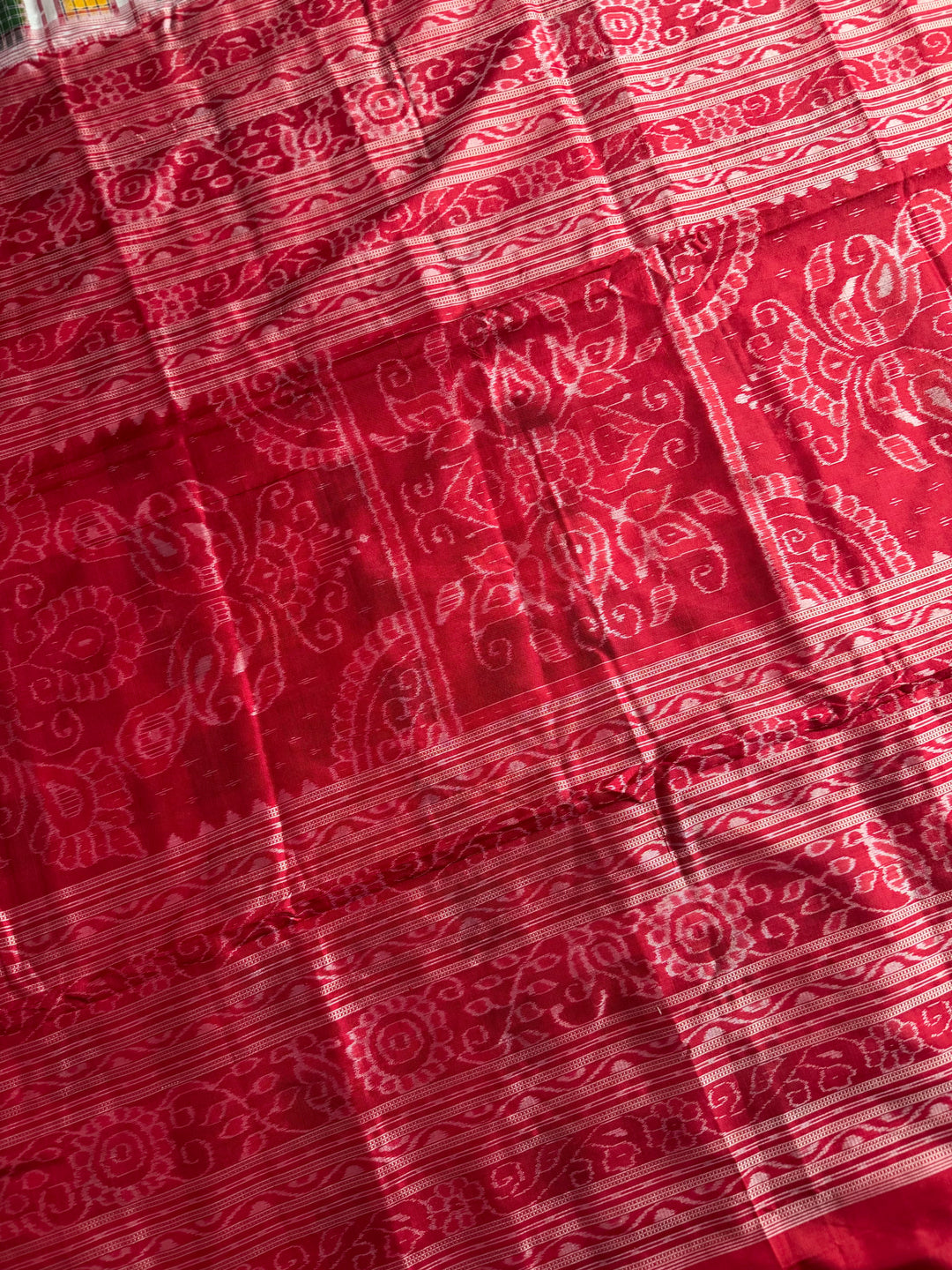 Handwoven White Mini (Chhoti)Aswini Sambalpuri Double ikat pure silk saree|Odisha Weaves|