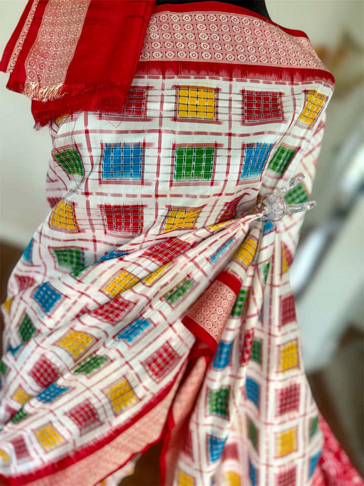 Handwoven White Mini (Chhoti)Aswini Sambalpuri Double ikat pure silk saree|Odisha Weaves|