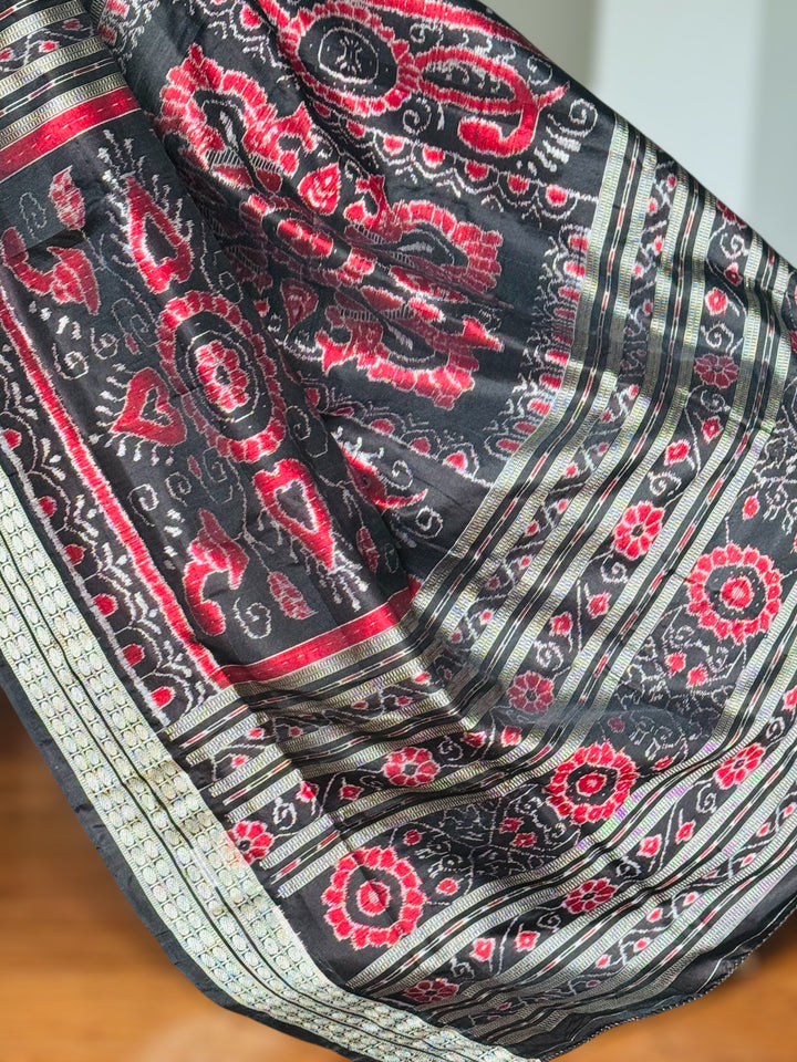 Handwoven Utkal Laxmi Sambalpuri ikat pure silk saree, Maroon Ikat pallu|Odisha Weaves|