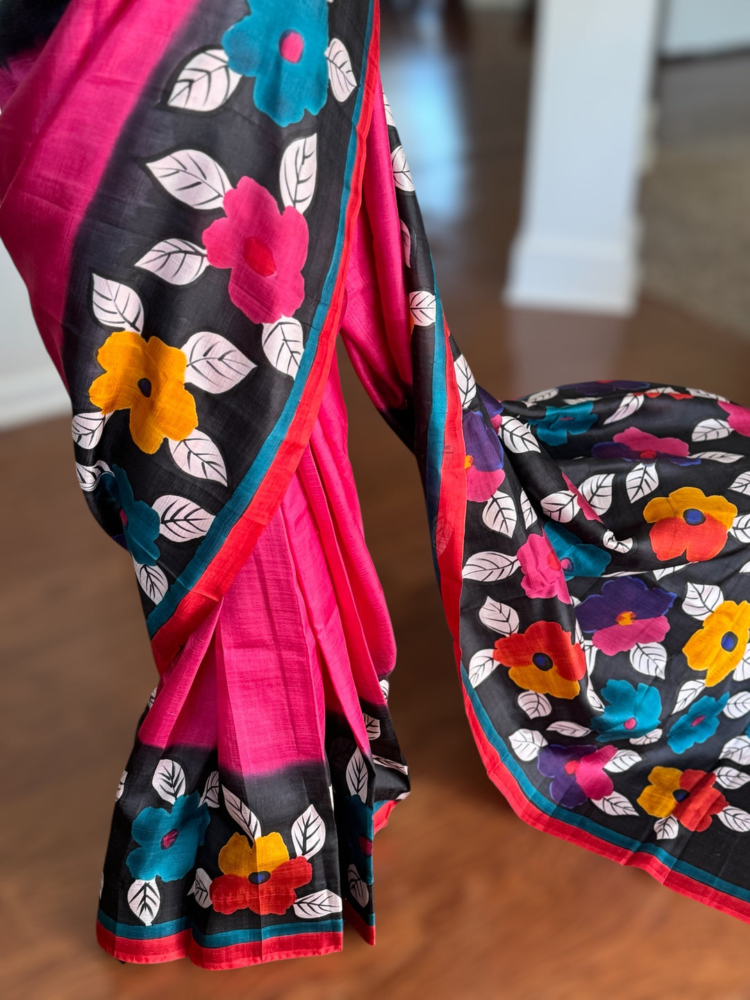 Pink with beautiful flower design Light weight,Hand painted Pure silk saree| Value Vogue