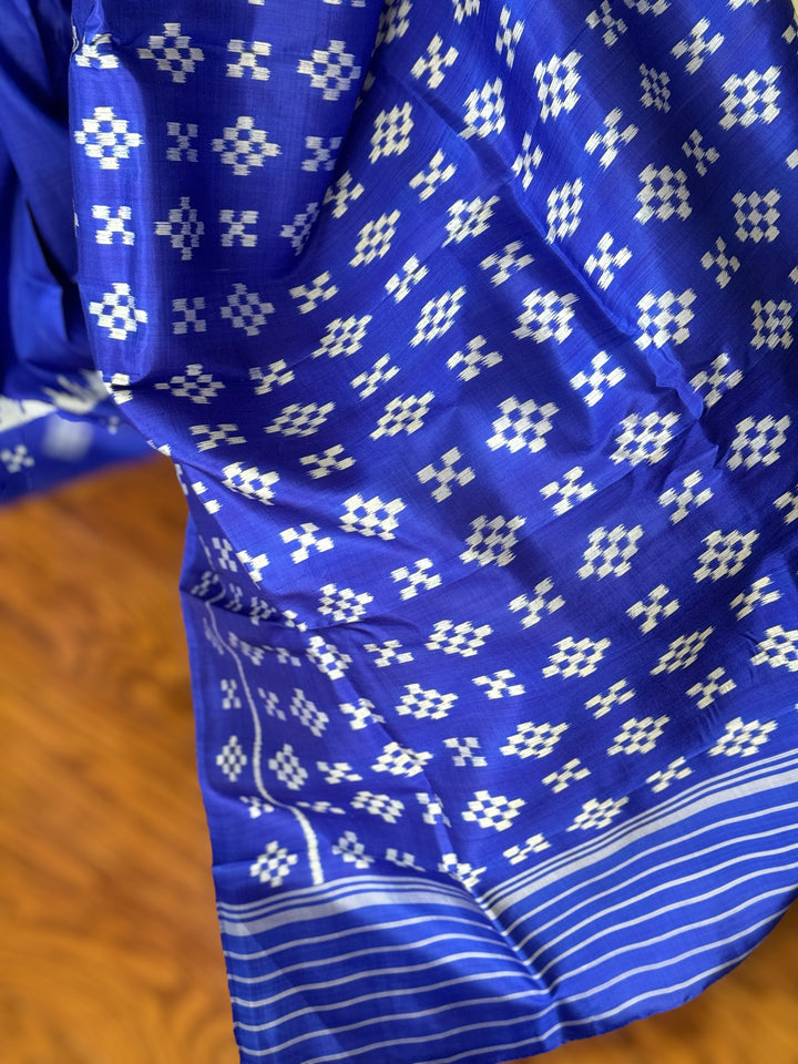 Royal Blue color Contemporary Ikat pure mulberry silk saree with pasapali pallu