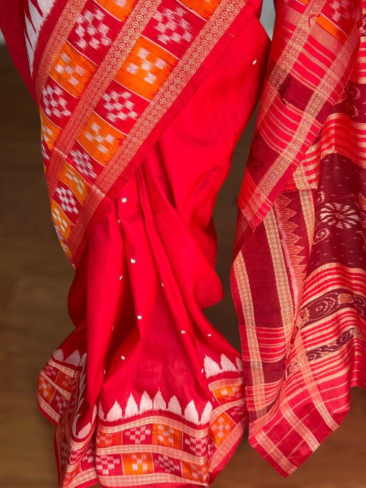 Elegant Ikat khandua pure silk saree with pasapali border |Odisha Weaves