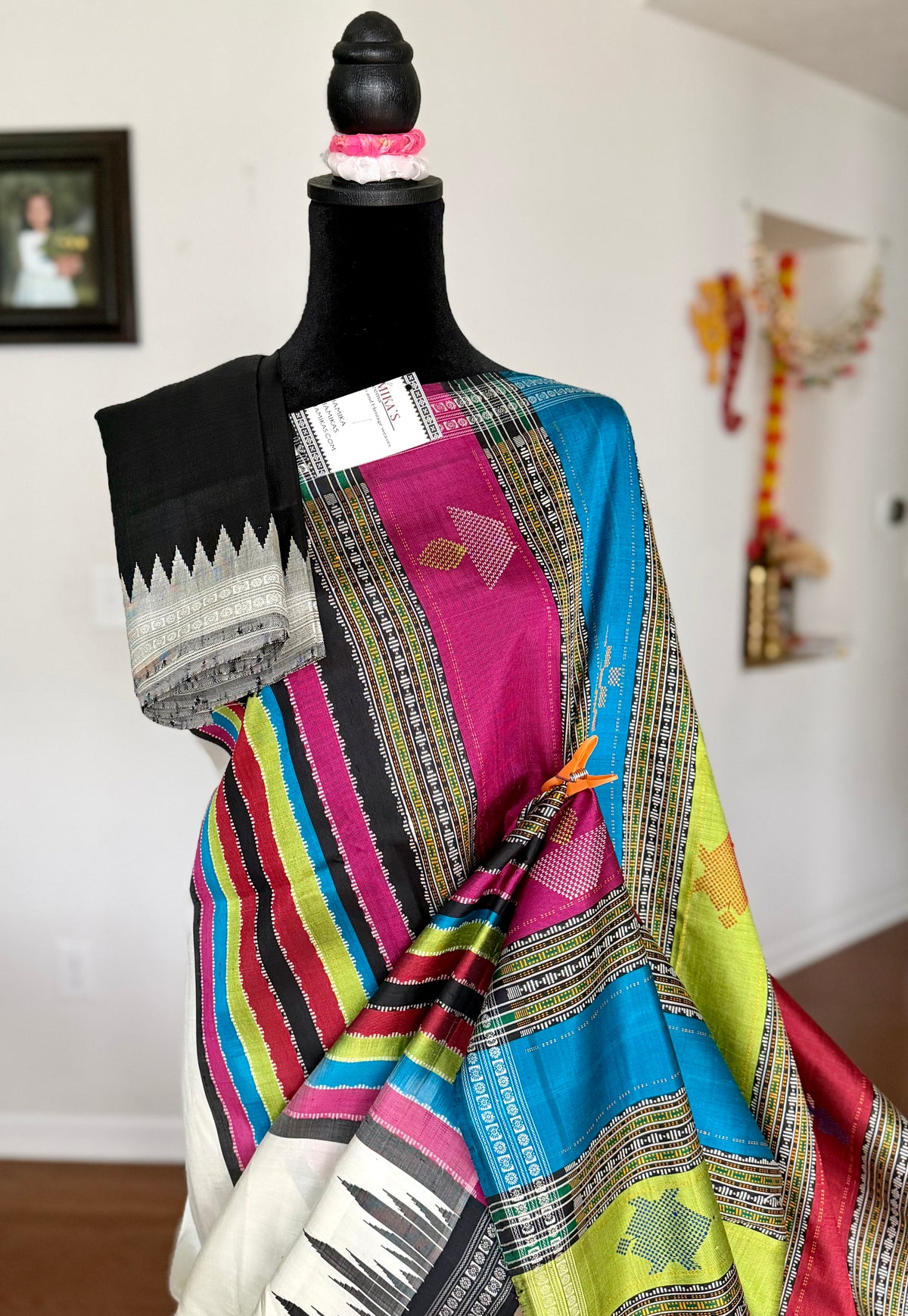 Off-white color traditional weaving Berhampuri colorful double pallu Pure Silk Saree