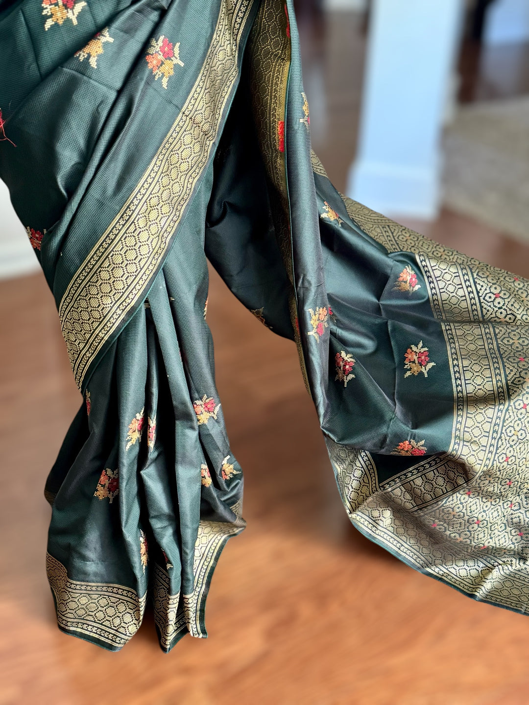 Elegant Dark green designer weaved and textured saree with stitched blouse| Value Vogue