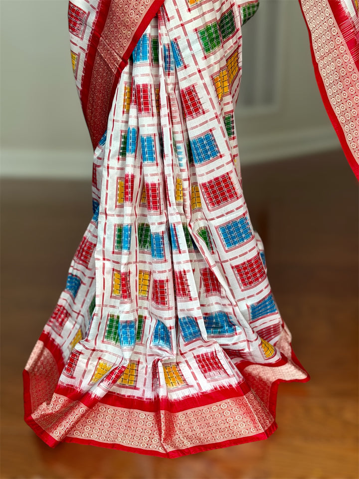 Handwoven White Mini (Chhoti)Aswini Sambalpuri Double ikat pure silk saree|Odisha Weaves|