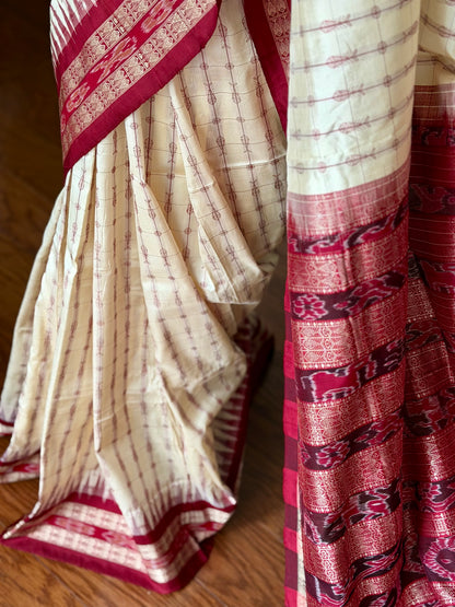 Offwhite (cream) and maroon handwoven Sambalpuri thousand motif pure Ikkat silk saree | Odisha Weaves (Copy)