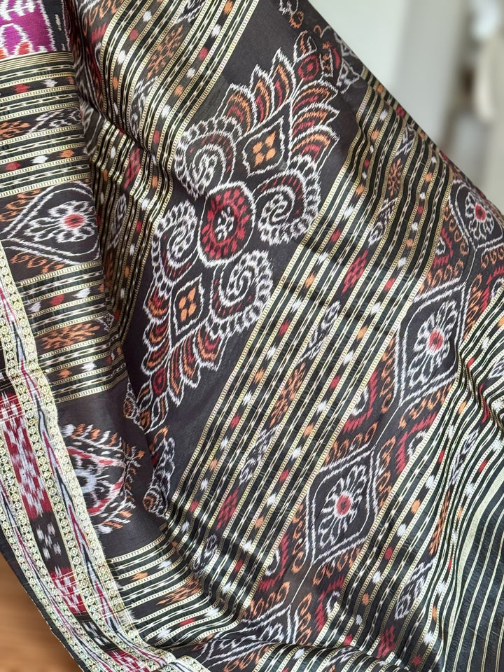 Handwoven Pure Silk ikat Khandua Saree Magenta|Mishrita |Odisha Weaves