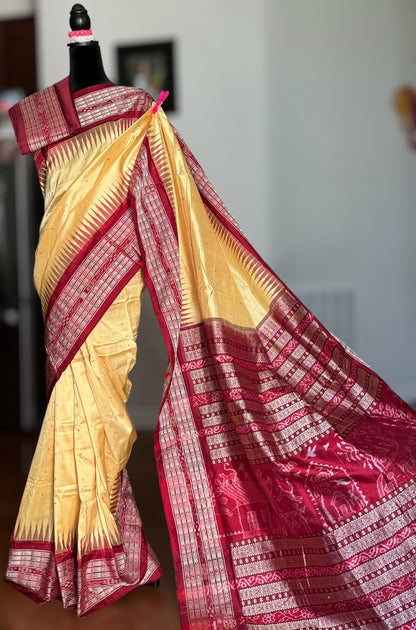 Gorgeous Pale Yellow handwoven Sambalpuri Ikat pure Silk saree