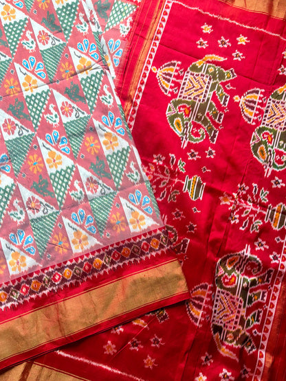 White Red combination Four figure Pochampally handwoven (patola)ikat pure silk saree| offwhite base| Sweta