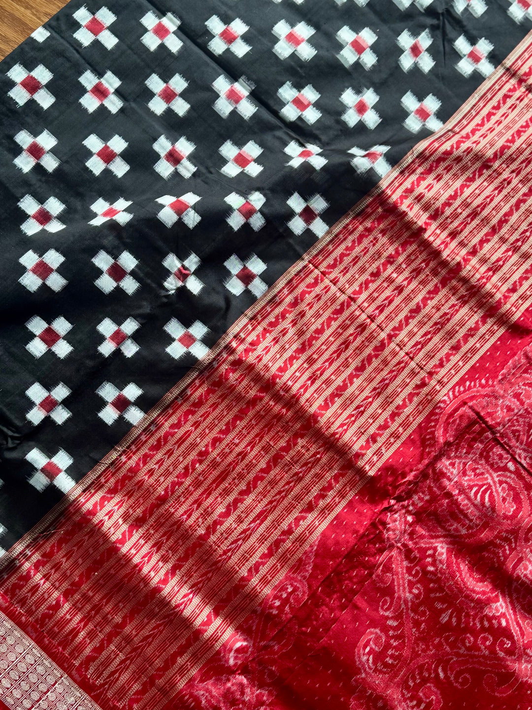 Handwoven Black and Red Pasapali Sambalpuri Ikat pure silk saree|Odisha Weaves|