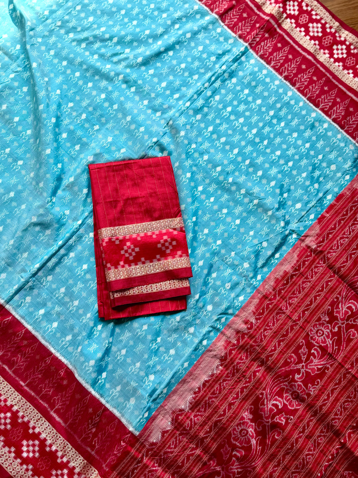 Ice-blue and red handwoven Sambalpuri pure Ikkat silk saree with pasapali border| Odisha Weaves