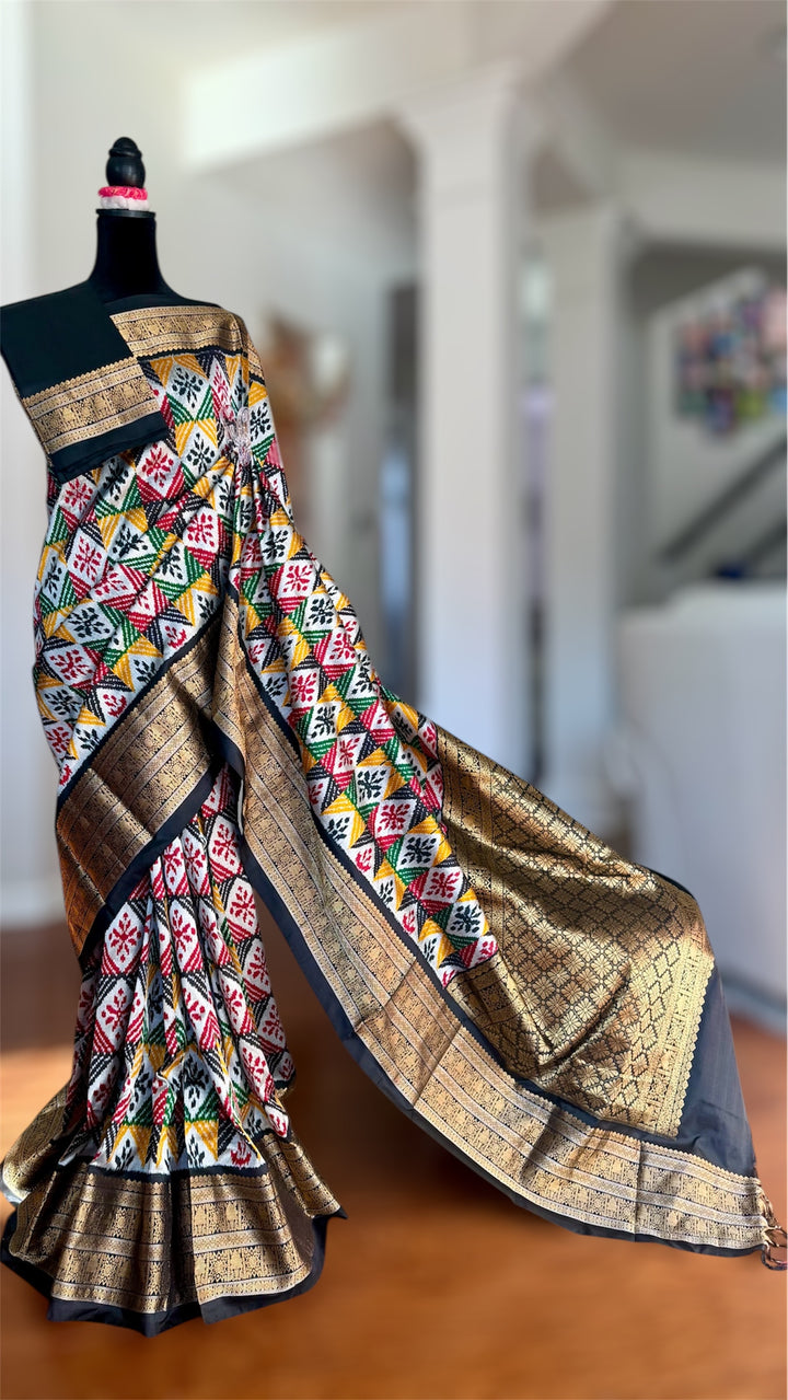 Kanjivaram Ikat Pure Silk Saree with Geometric Motifs(Pochampally)Fusion Silk Saree Unstitched Blouse