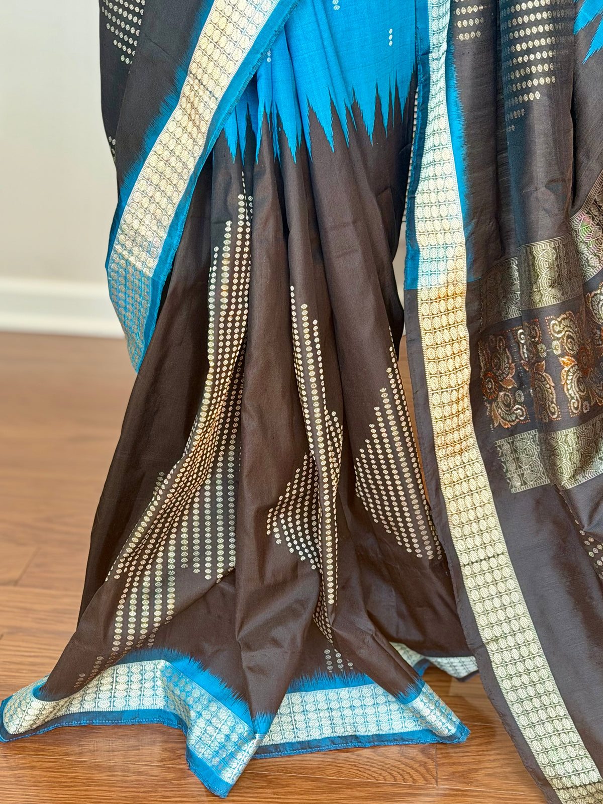 Beautiful Black and blue Handwoven Bomkai Pure Silk Saree –  from Odisha Weaves