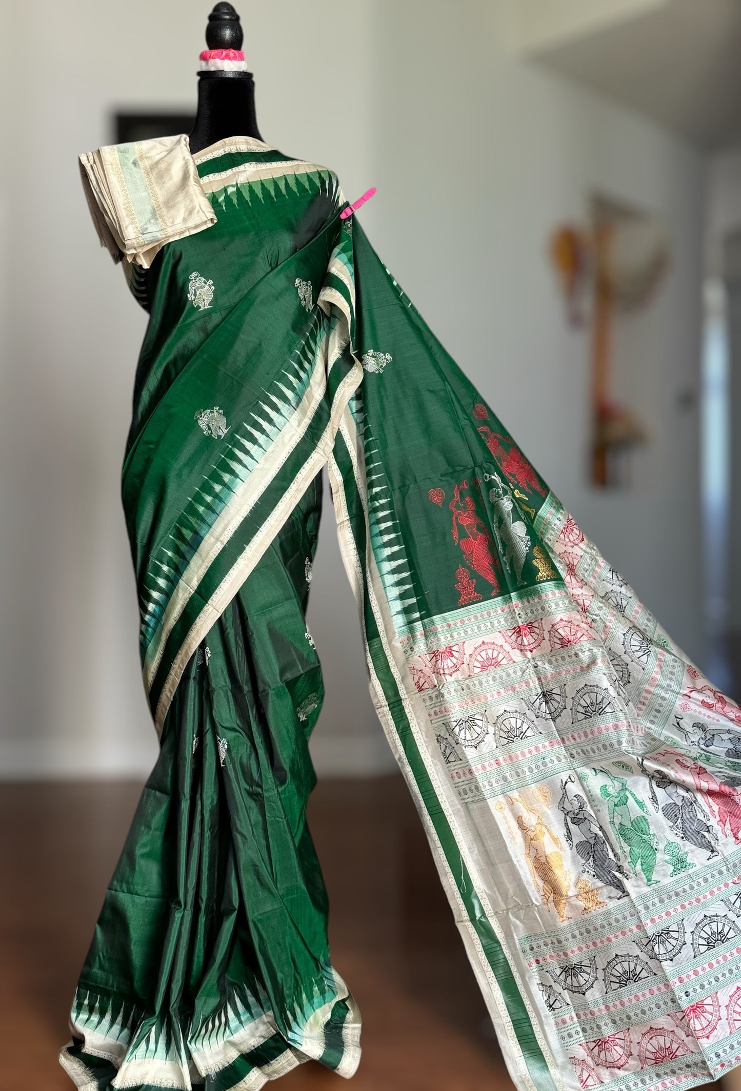 Green Dancer theme Master woven Bomkai Puresilk Sare