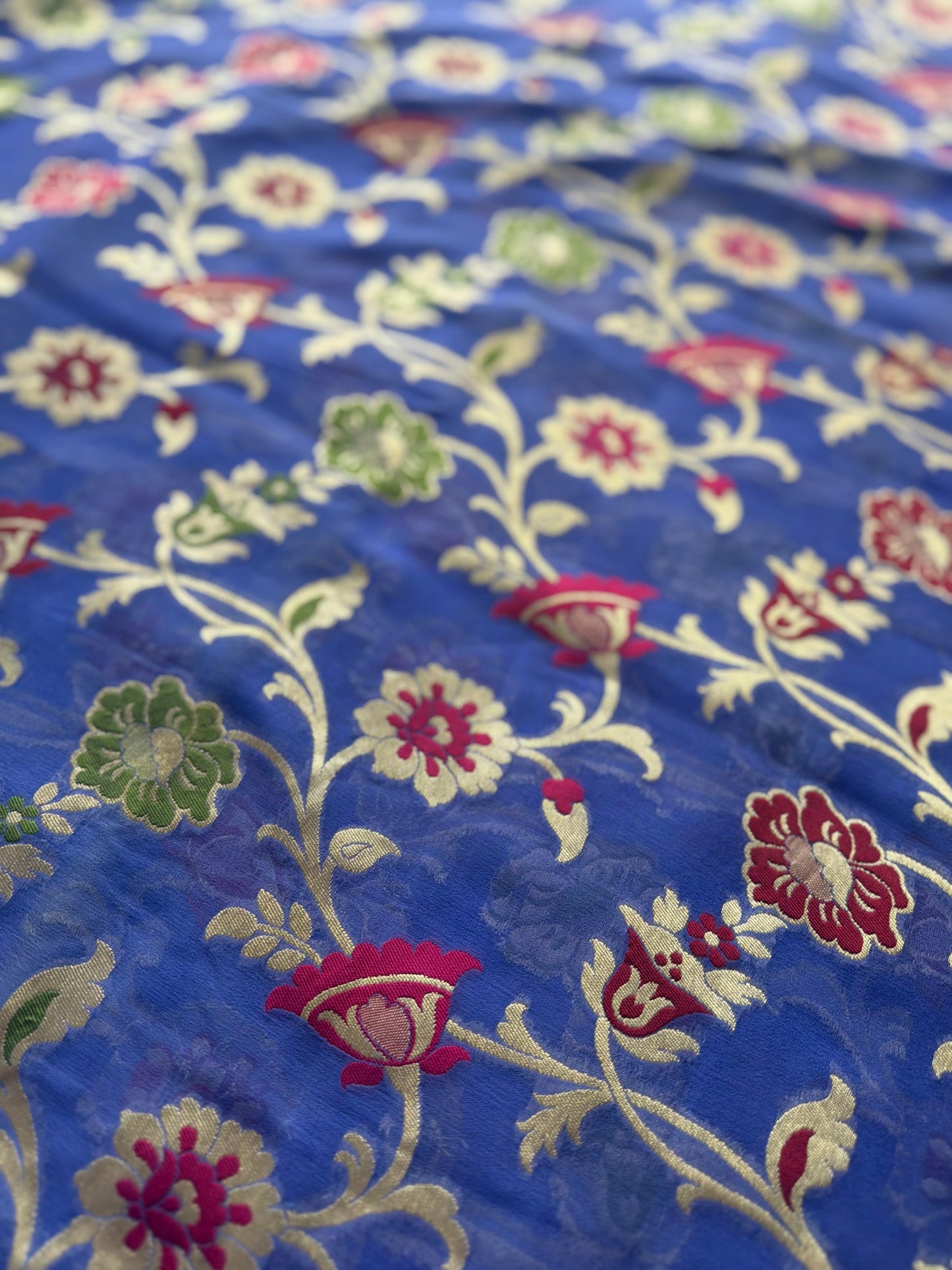 Light lavender-ish blue Banarasi hand woven pure khaddi georgette saree with Tilfi meenakari