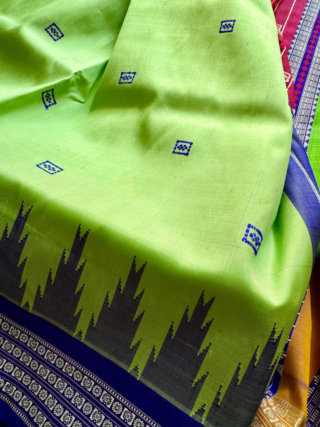 Light Green Berhampuri double pallu pure silk saree from Odisha weaves