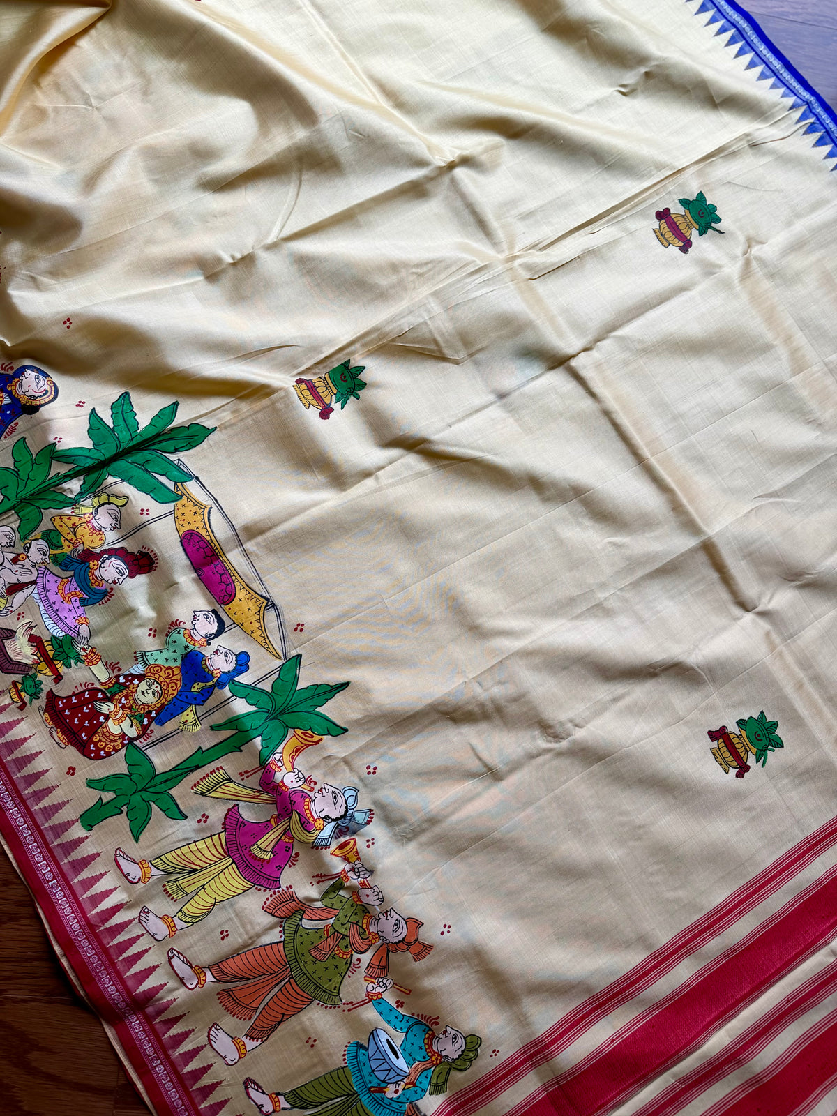 Warm pale yellow Odia Vivaha Pattachitra Berhampuri Pure Silk Saree – Ganga Jamuna Border
