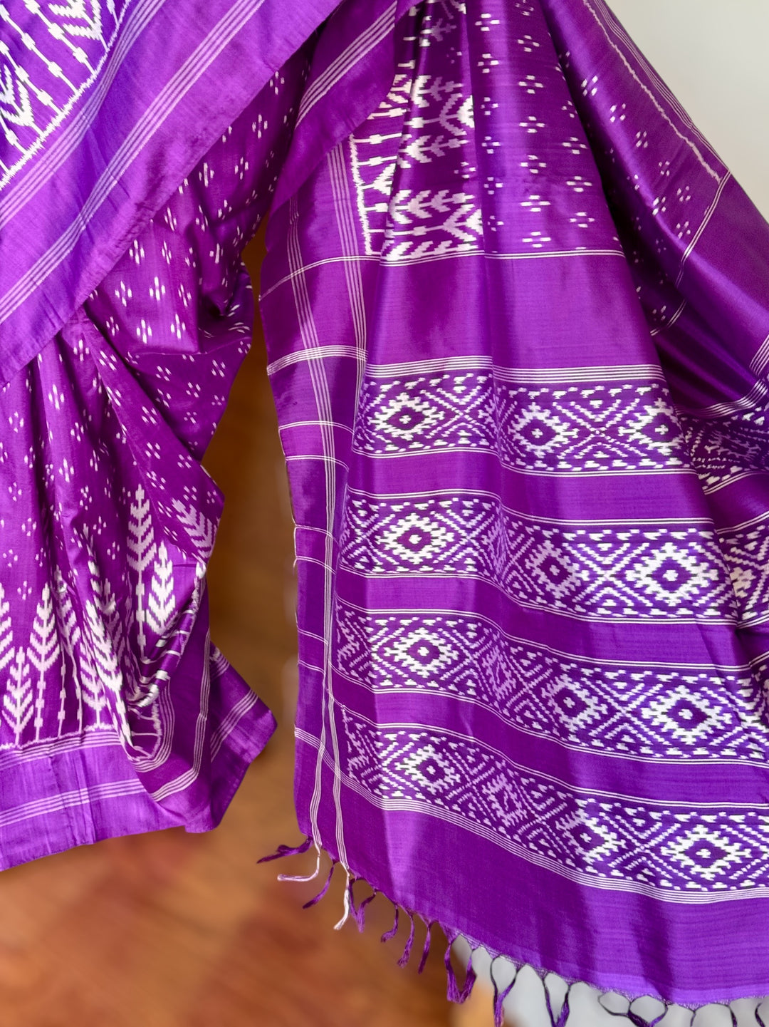 Purple color Pochampally Ikat pure silk saree