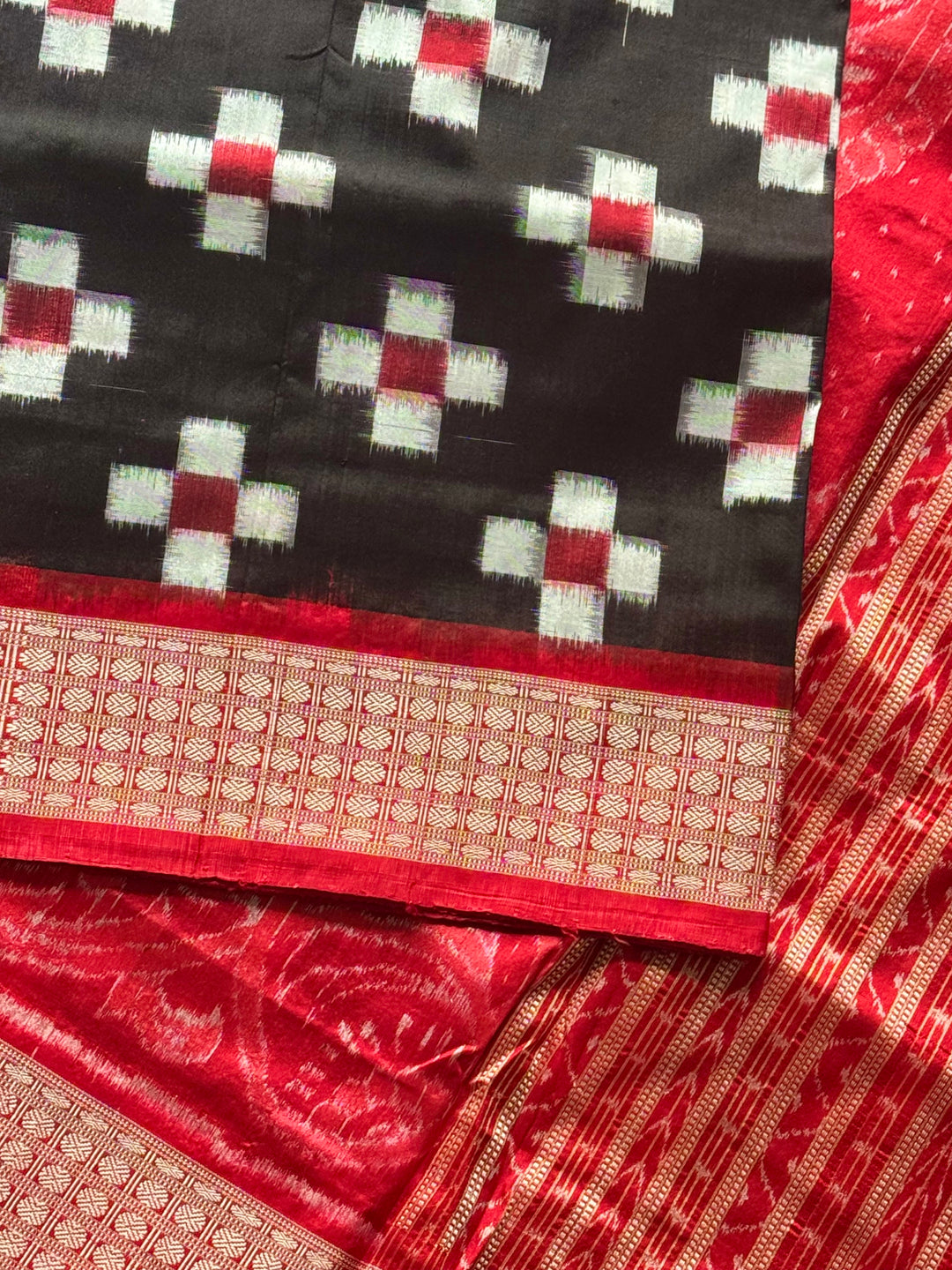 Handwoven Black and Red Pasapali Sambalpuri Ikat pure silk saree|Odisha Weaves|