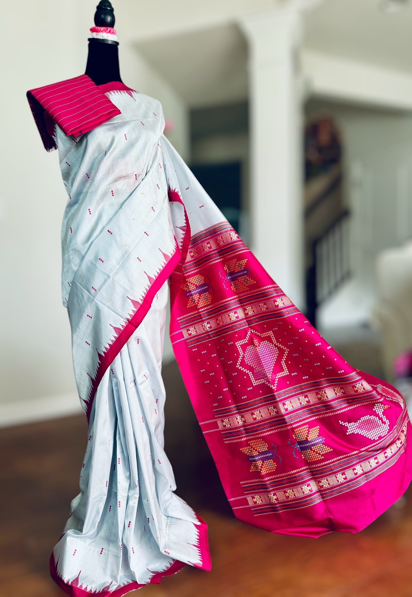 Blueish Grey with Magenta Phoda kumbha Sambalpuri Puri Silk Saree with Dobby weaved Pallu