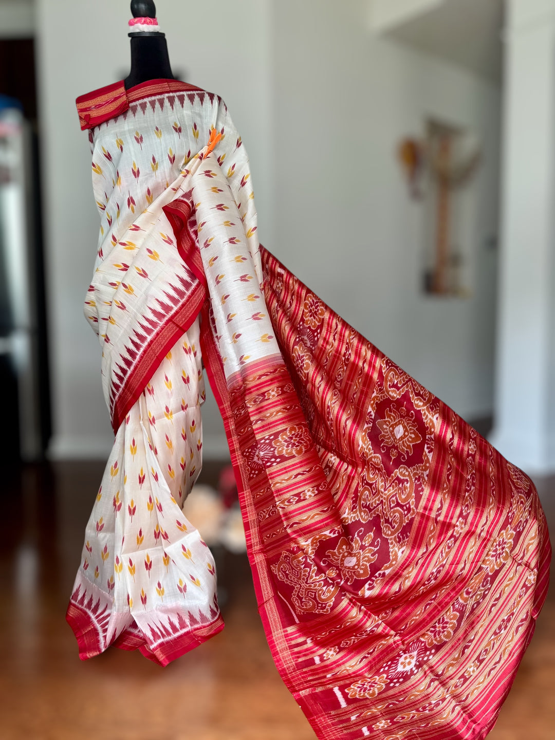 Flower bud design Handwoven Pure Silk ikat Khandua Saree White-Red|Odisha Weaves