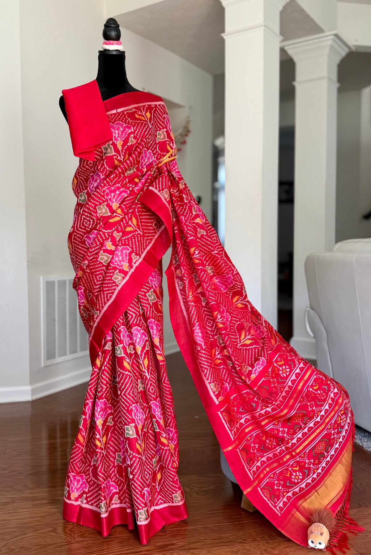Red color single ikat patan Patola pure silk saree (aka semi-double ikat)