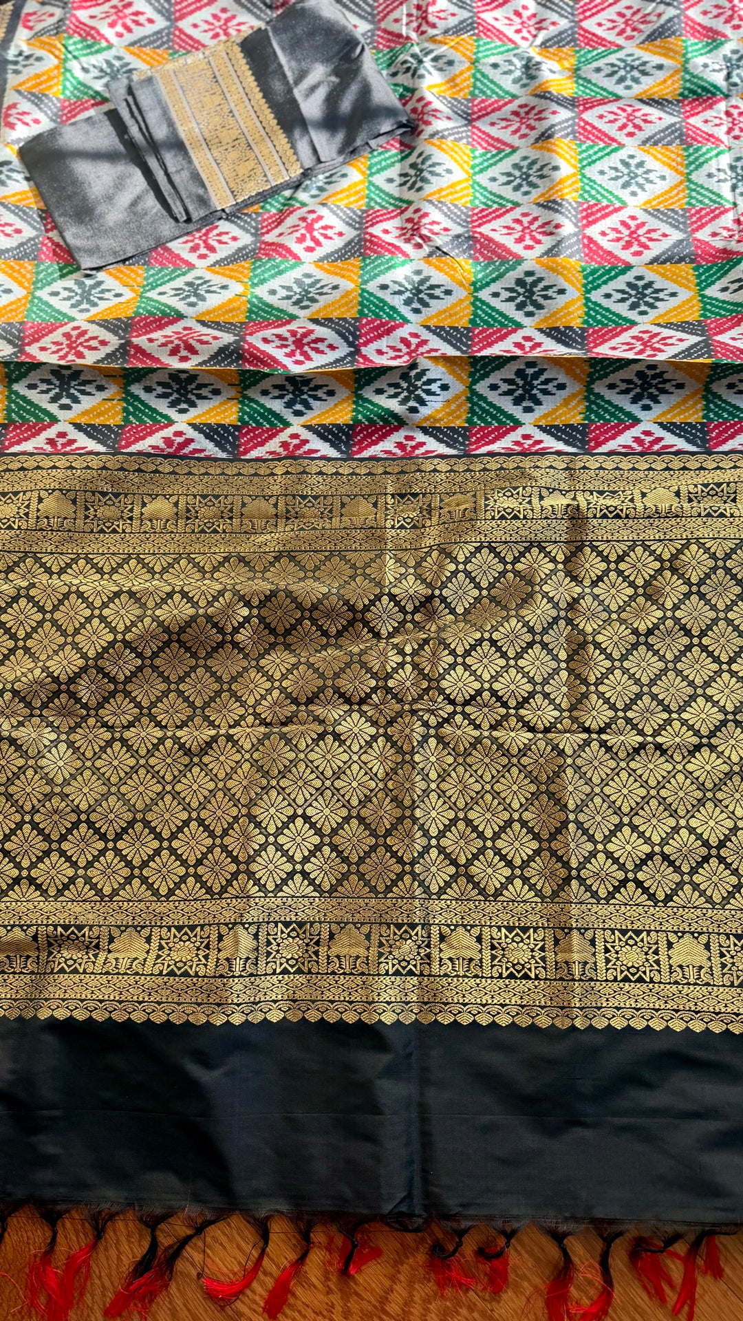 Kanjivaram Ikat Pure Silk Saree with Geometric Motifs(Pochampally)Fusion Silk Saree Unstitched Blouse