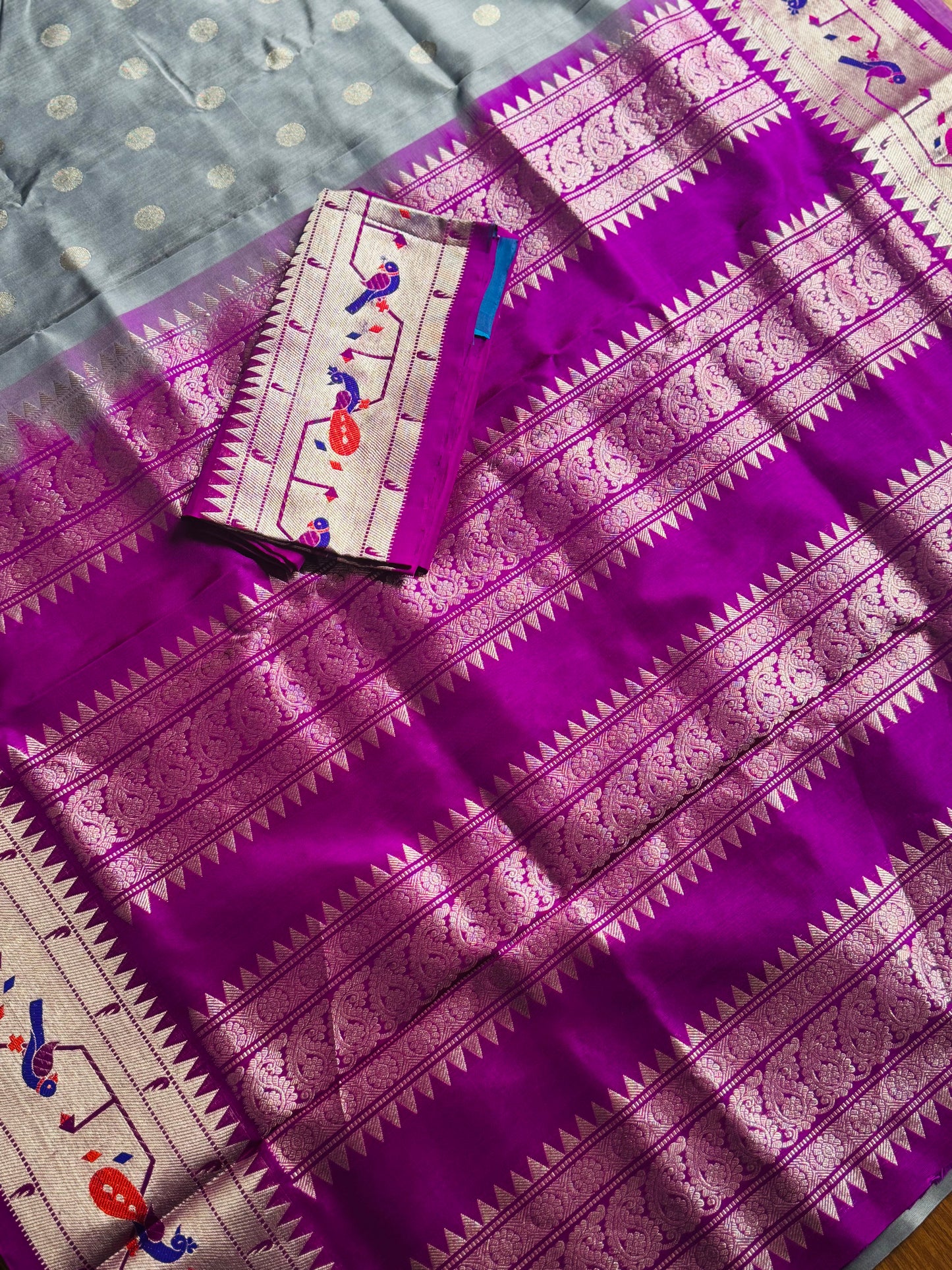 Grey purple high quality Venkatagiri handloom pure silk saree with Paithani border