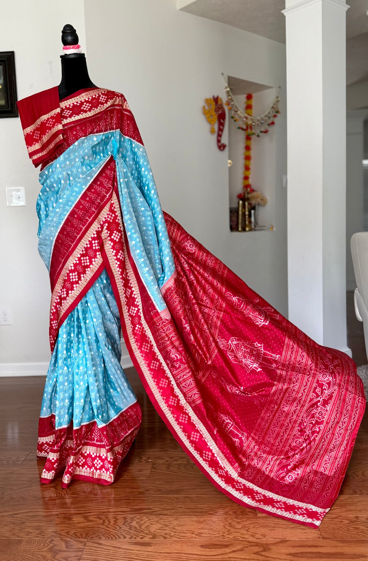Ice-blue and red handwoven Sambalpuri pure Ikkat silk saree with pasapali border| Odisha Weaves