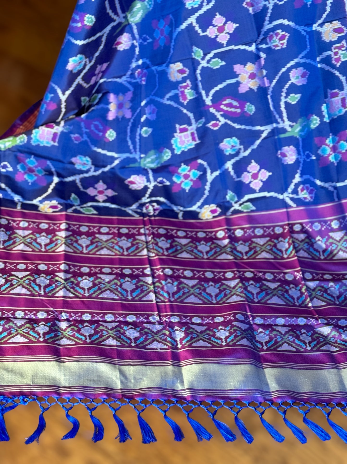 Blue with purple color semi (double) ikat patan Patola pure silk saree