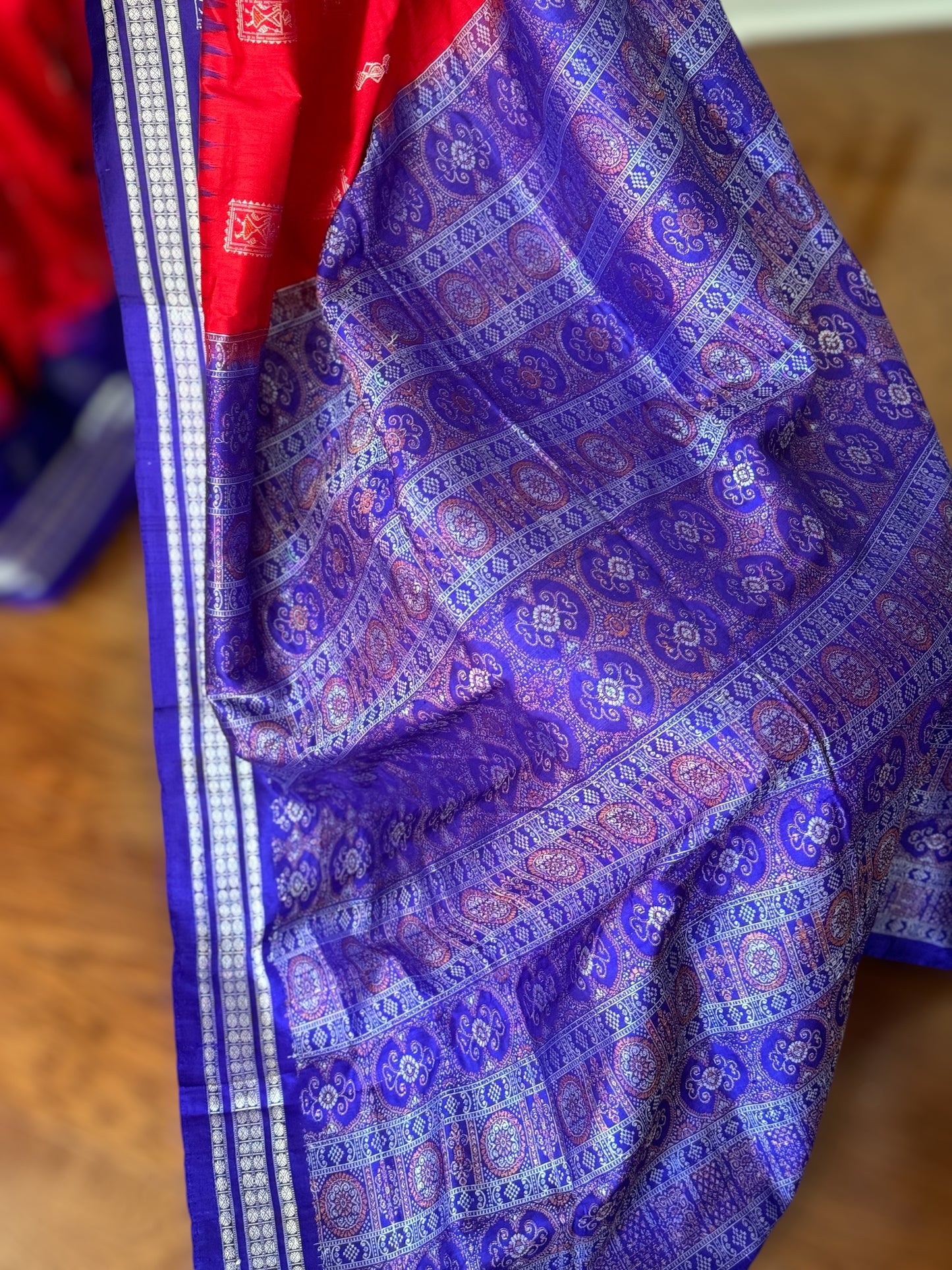 Gorgeous Bomkai pure silk saree in Red and Royal blue combination