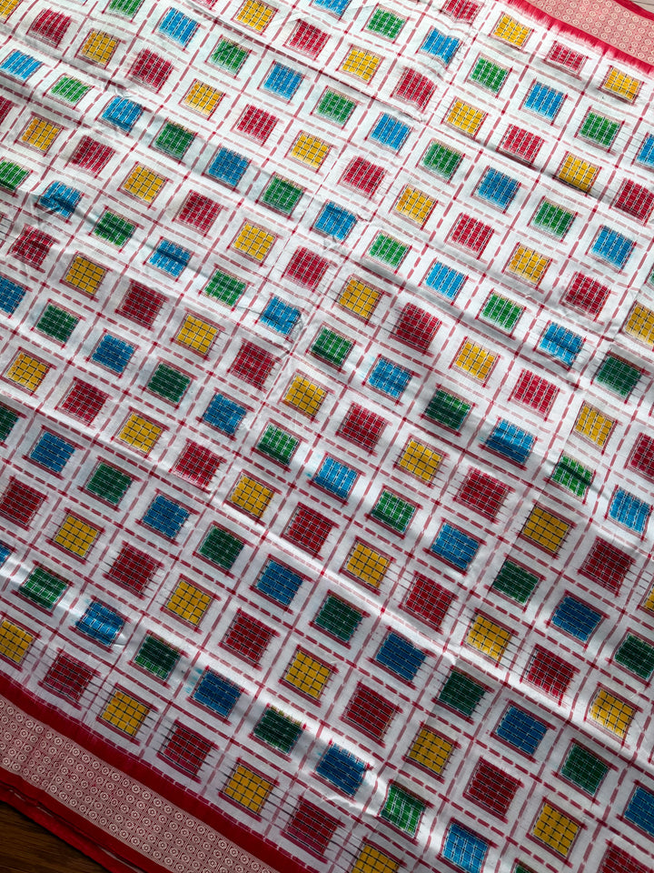 Handwoven White Mini (Chhoti)Aswini Sambalpuri Double ikat pure silk saree|Odisha Weaves|