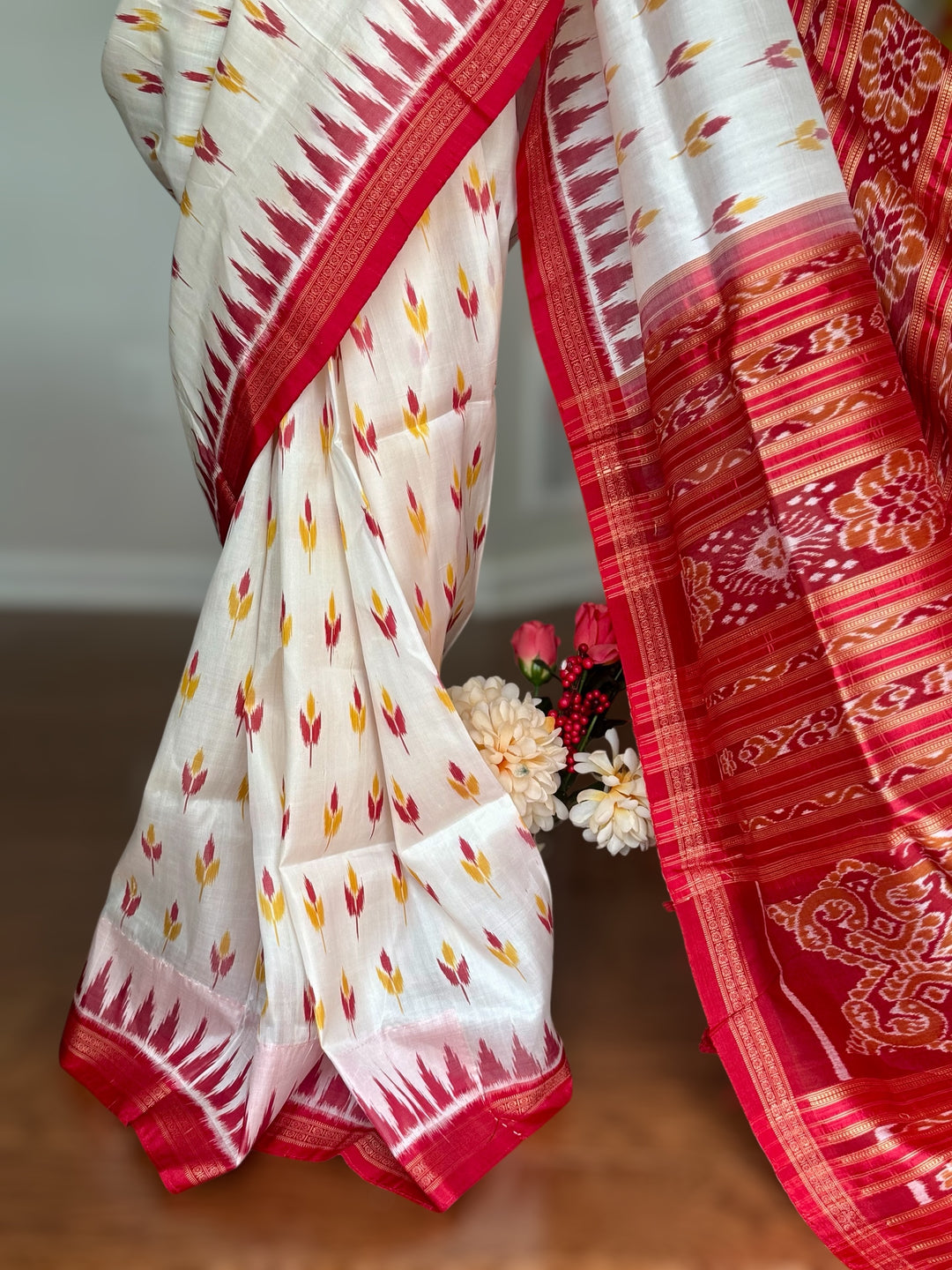 Flower bud design Handwoven Pure Silk ikat Khandua Saree White-Red|Odisha Weaves