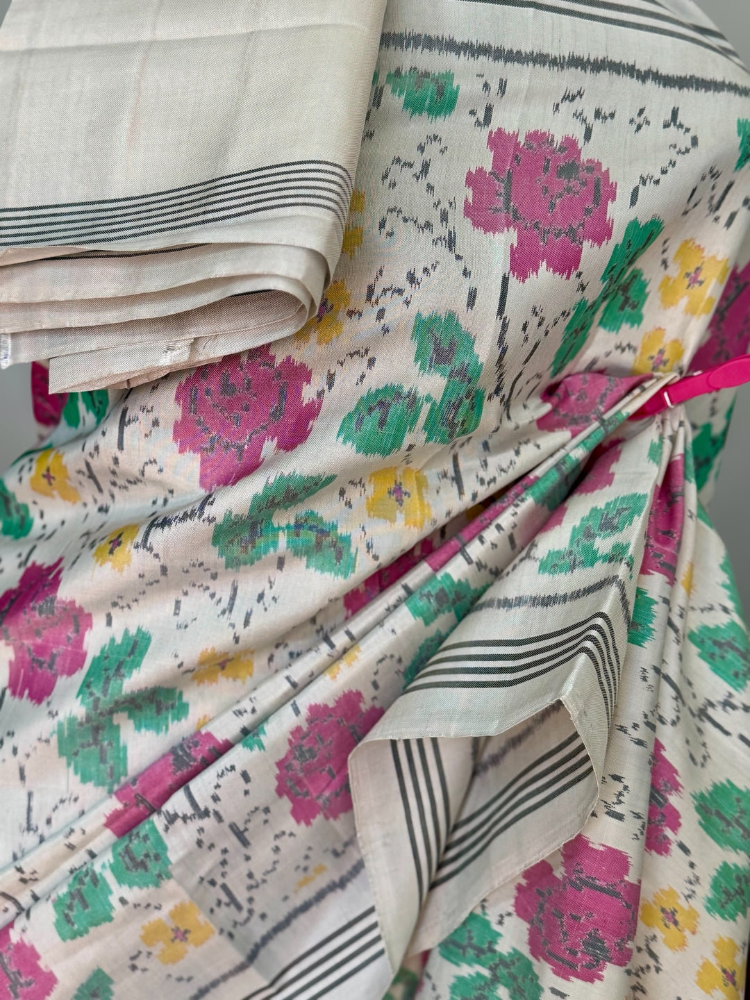 White color semi (double) ikat patan Patola pure silk saree