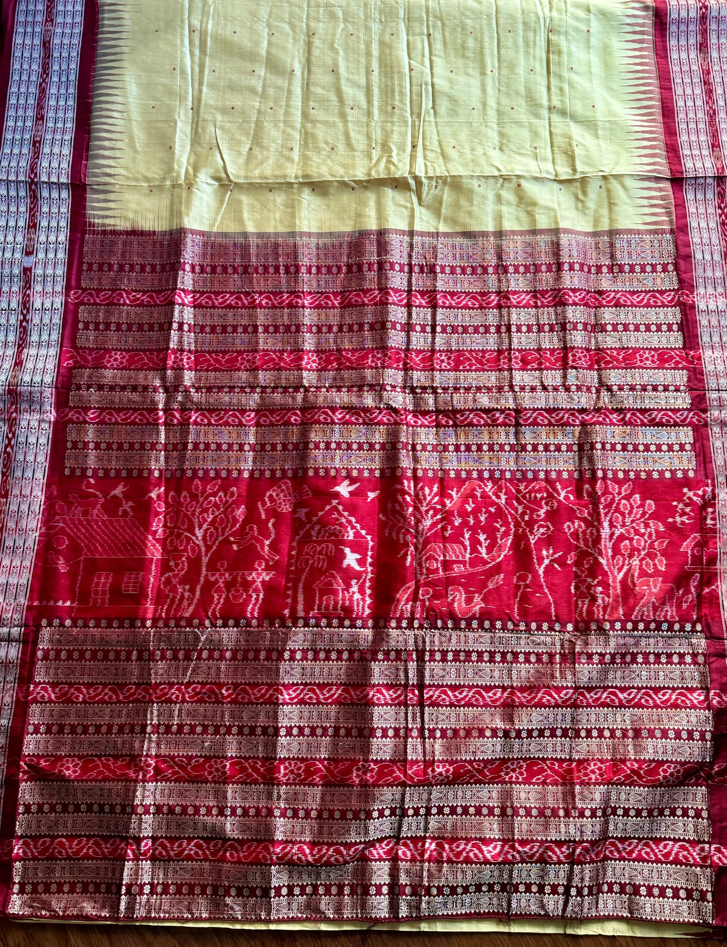 Gorgeous Pale Yellow handwoven Sambalpuri Ikat pure Silk saree