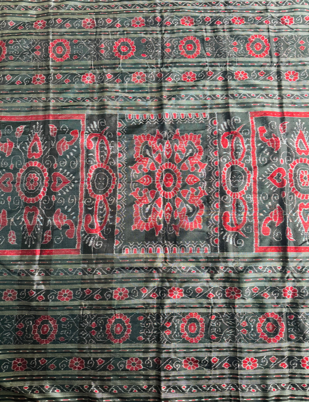 Handwoven Utkal Laxmi Sambalpuri ikat pure silk saree, Maroon Ikat pallu|Odisha Weaves|