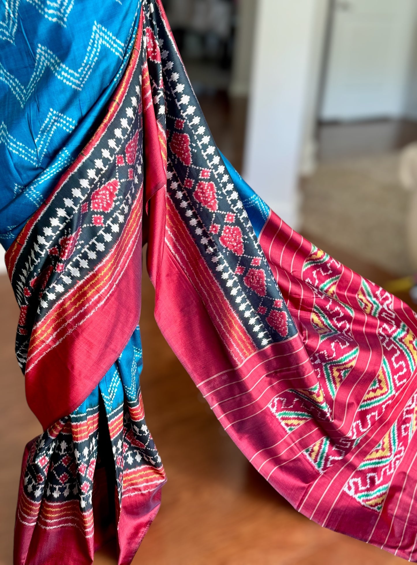 Elegant Blue Pochampally ikat pure silk saree