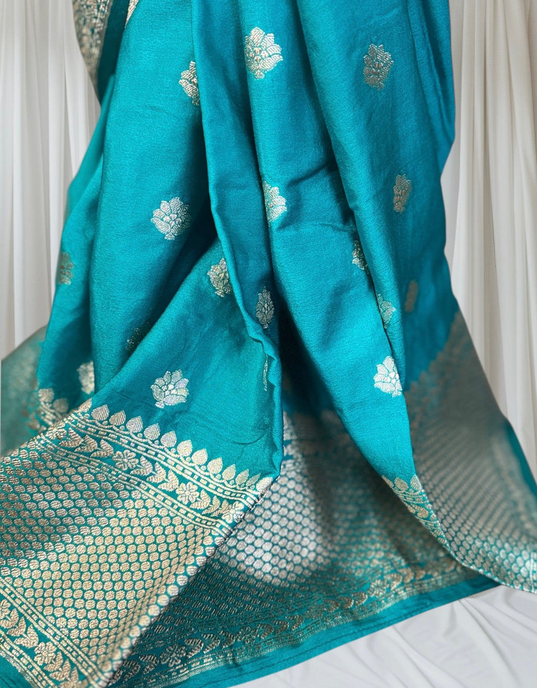 Banarasi Semi Mashru Silk Rama Green color Saree|Value Vogue