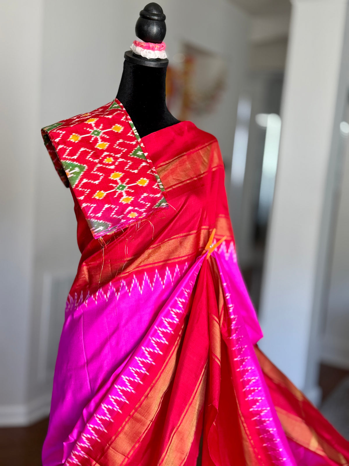 Bright Magenta-pink with Red Pochampally ikat pure silk saree with Patola pallu and Kanchi-Style Zari Border